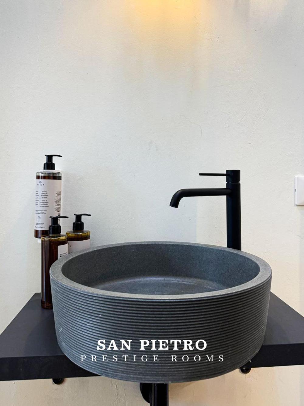 San Pietro Prestige Rooms Rome Exterior photo